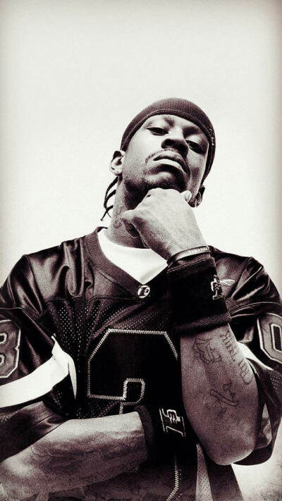 邮报：贝林厄姆兄弟的父亲在英格兰有影响力，英足总不想和他冲突（英媒曝：贝林厄姆兄弟之父在英格兰颇具影响力，英足总不愿与其发生冲突）