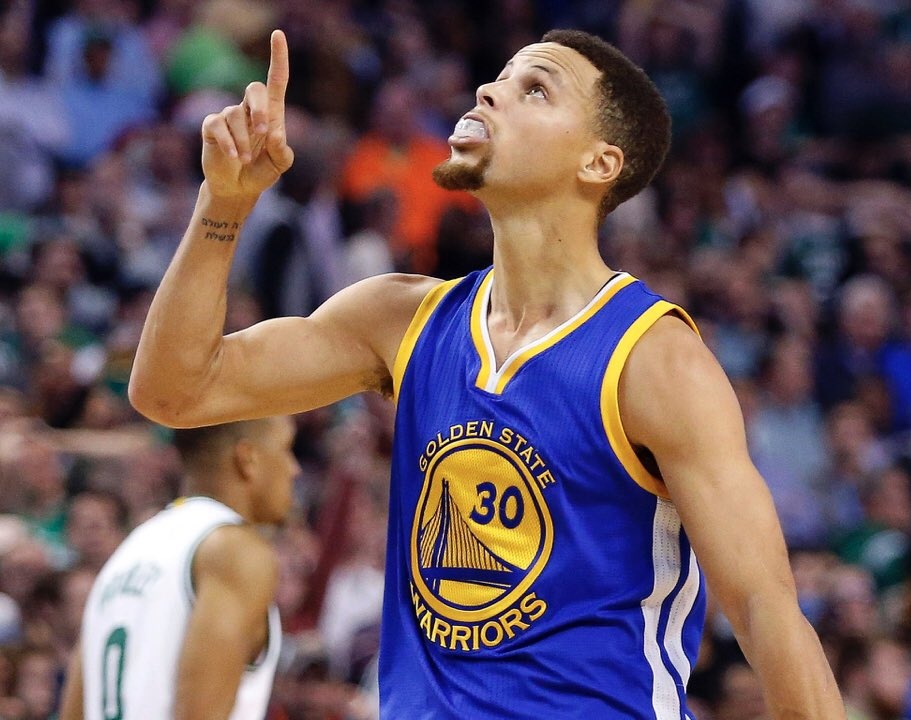 意甲战报：杜维卡斯破门，莫雷诺传射，科莫2-0胜萨索洛（意甲：科莫2-0萨索洛，莫雷诺传射，杜维卡斯建功）