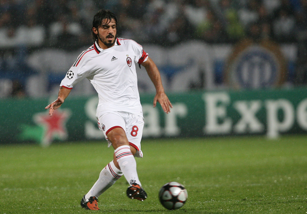 半场战报：汉堡1-1法兰克福，洛孔加，胡戈-拉松破门（半场：汉堡1-1战平法兰克福，洛孔加与胡戈-拉松建功）