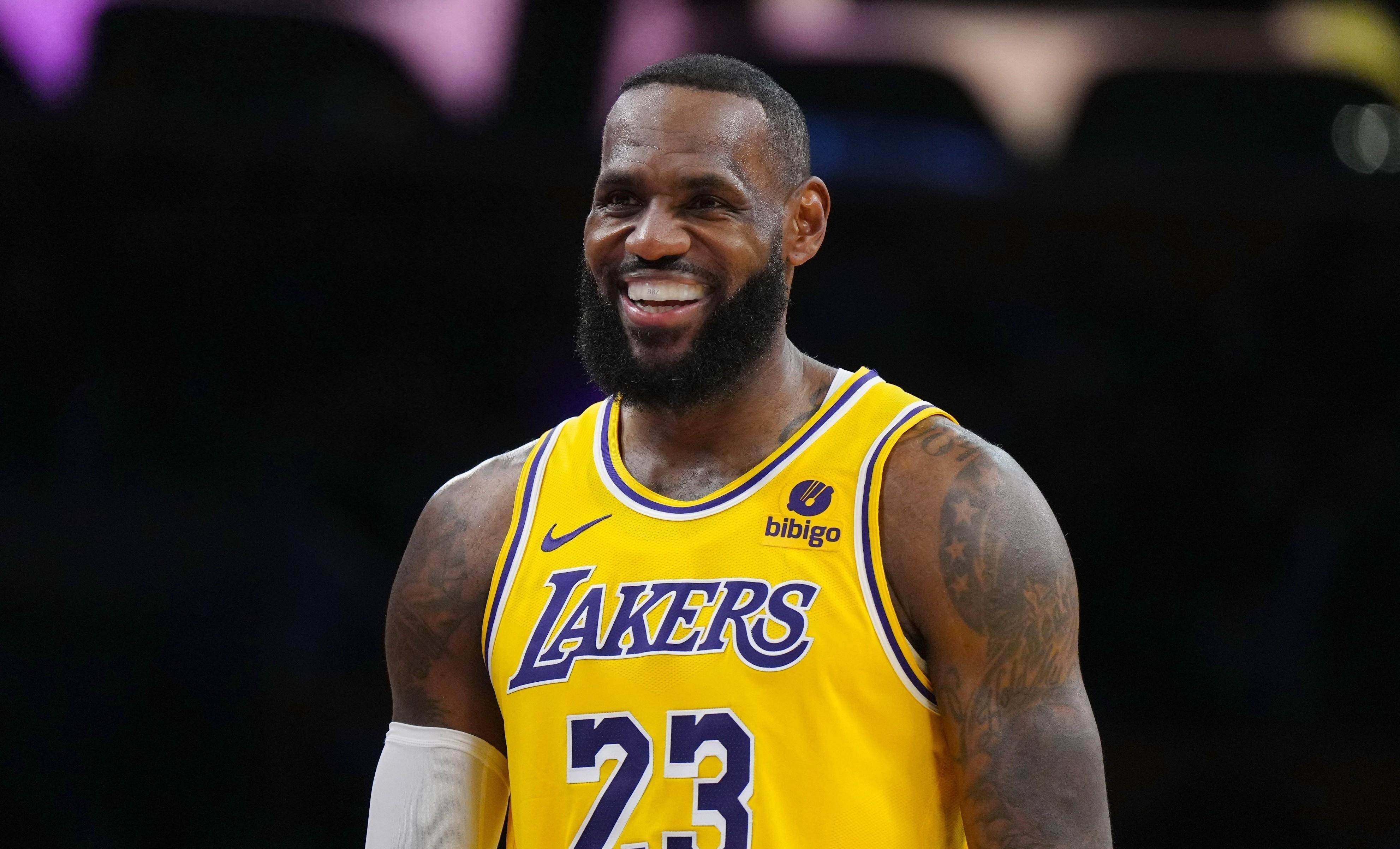 NBA彩经：文班亚马再展恐怖天赋 马刺击败尼克斯夺冠（NBA彩经：文班亚马再显统治力 马刺击退尼克斯加冕冠军）