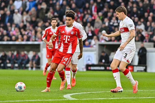 东契奇半场罚球表现抢眼（东契奇上半场罚球表现亮眼）