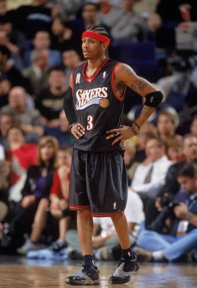 热刺欧罗巴寻出线契机 数据示本场有望2-1取胜（热刺欧联冲击出线良机 数据看好本场2-1胜出）