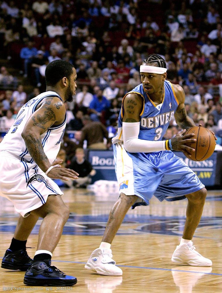 赫拉芬贝赫：我希望能继续和萨拉赫踢球，不知道未来会发生啥（赫拉芬贝赫：盼与萨拉赫继续并肩作战，未来走向尚未可知）